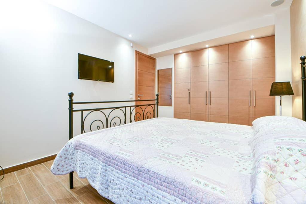 Modern Hospitality, With Private Garden, Athens Apartment Exterior photo